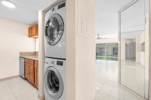108-f-3230 Nw 102nd Ter, Coral Springs, FL, 33065-6125 | Card Image