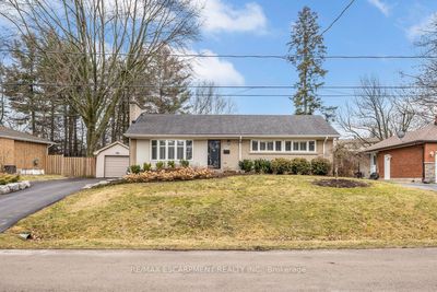 474 Evergreen Ave, House other with 2 bedrooms, 2 bathrooms and 4 parking in Ancaster ON | Image 2