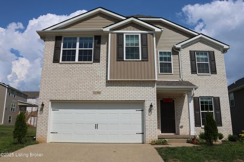 11703 Parkview Pt, Louisville, KY, 40229-3655 | Card Image
