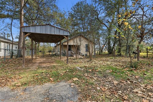 409 N Henry St, Lindale, TX, 75771-3522 | Card Image