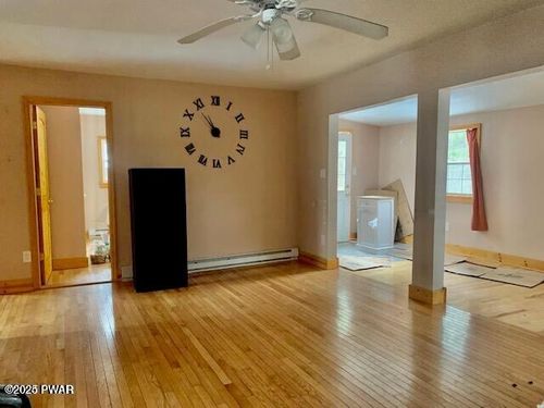 143 Nichecronk Rd, Dingmans Ferry, PA, 18328-3407 | Card Image