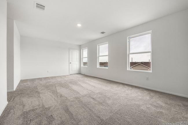 12927 Deep Eddy, House other with 4 bedrooms, 2 bathrooms and null parking in St Hedwig TX | Image 4