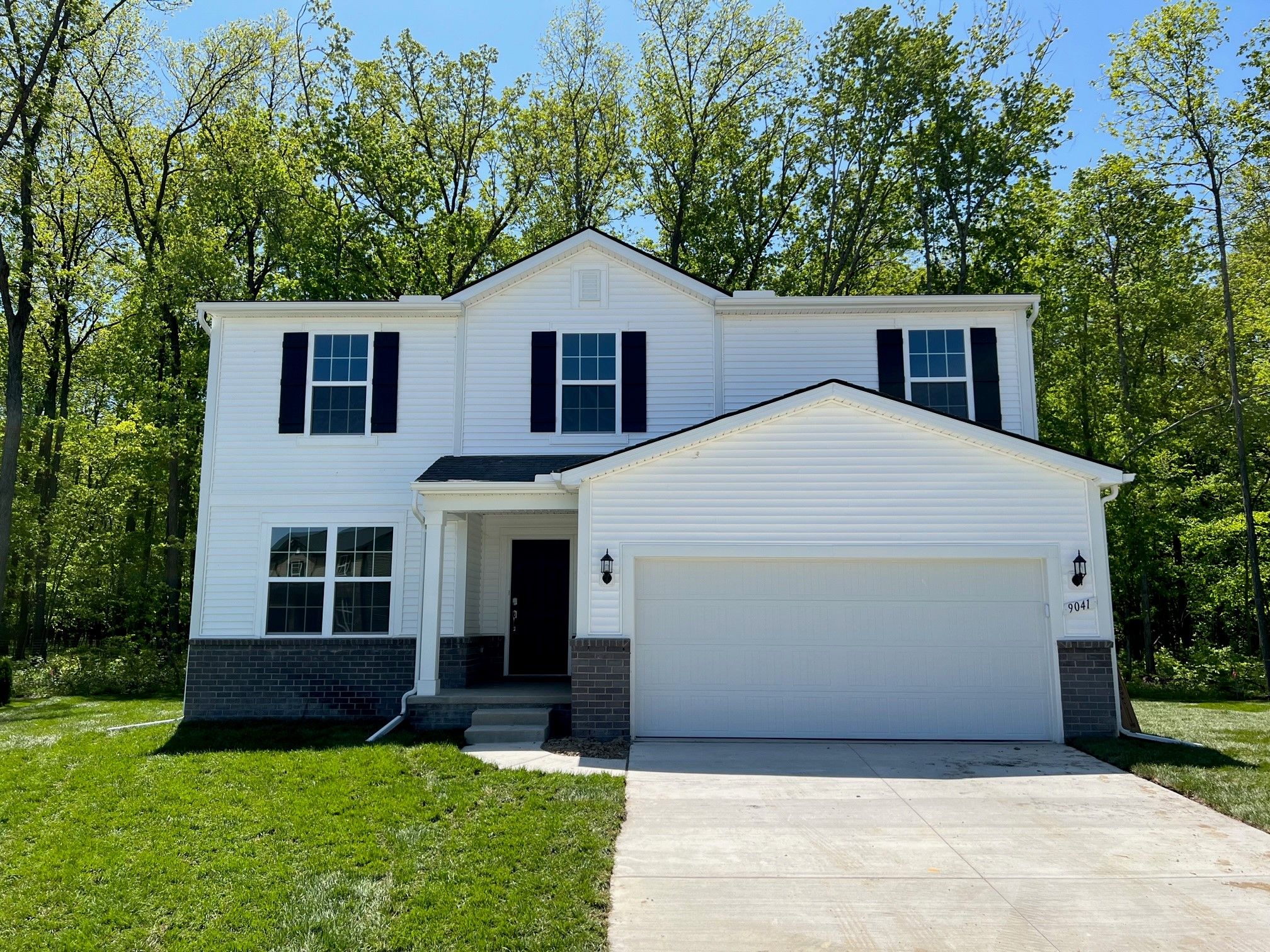 Dogwood Ln, Dexter, MI 48130
