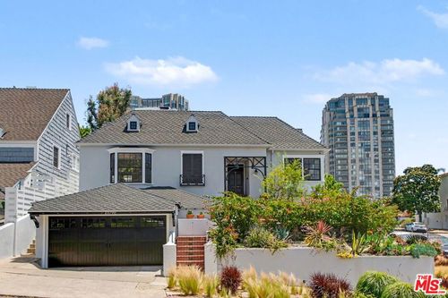 10798 Weyburn Ave, Los Angeles, CA, 90024-3119 | Card Image