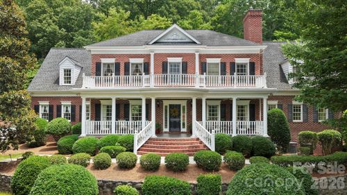 512 Stuart Rdg, Cramerton, NC, 28032-1632 | Card Image
