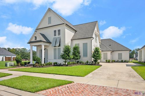 8343 Hattic St, Baton Rouge, LA, 70817-4020 | Card Image