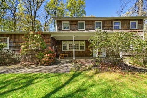 13 Kupperman Ln, Monsey, NY, 10952-2020 | Card Image