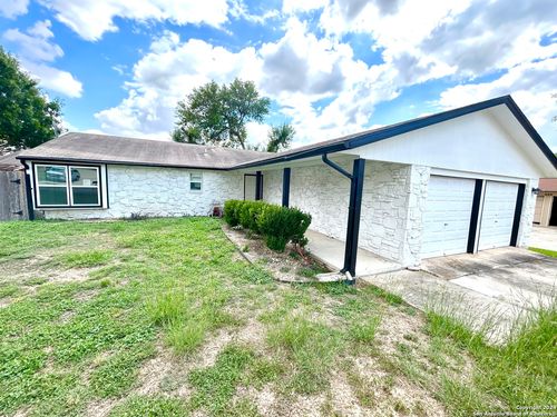 624 Jamie Sue Dr, Converse, TX, 78109-1508 | Card Image