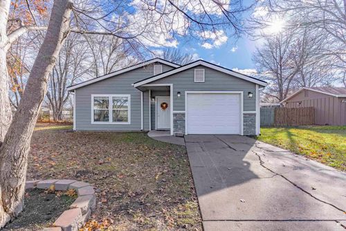 2411 Brook Ln, Manhattan, KS, 66502-6624 | Card Image