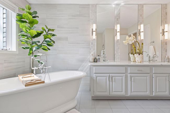 A tranquil place to get ready for your day or unwind at the end of a busy one | Image 12