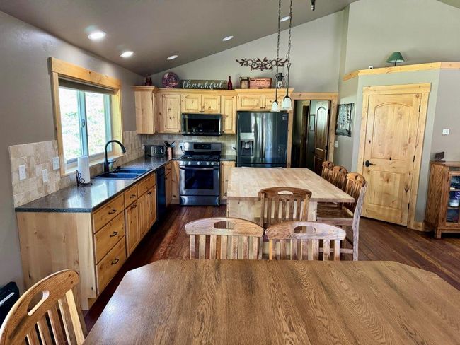 337 Pyramid Loop, House other with 3 bedrooms, 3 bathrooms and null parking in Seeley Lake MT | Image 6