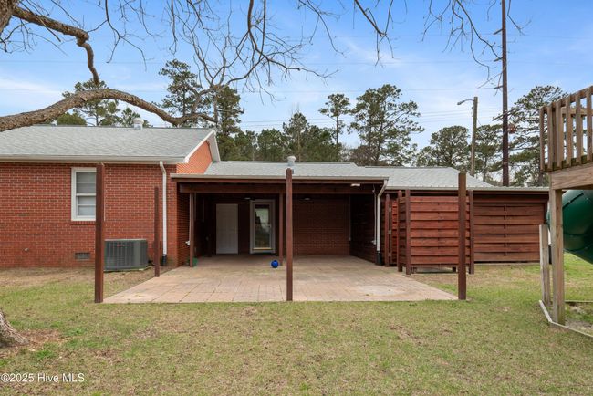 512 Queens Creek Rd, House other with 2 bedrooms, 2 bathrooms and 1 parking in Hubert NC | Image 30