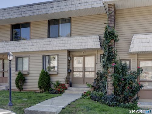 3-3 Redwood Ct, Cromwell, CT, 06416-1735 | Card Image