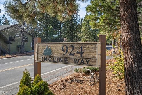 n-924 Incline Way, Incline Village, NV, 89451-9734 | Card Image