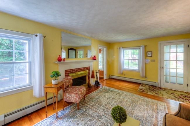16 Saxon Rd, House other with 3 bedrooms, 2 bathrooms and 3 parking in Worcester MA | Image 10