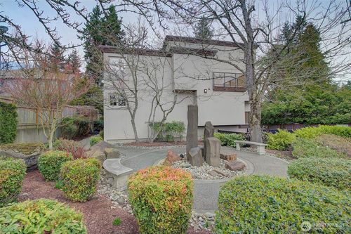apt-203-8503 Bowdoin Way, Edmonds, WA, 98026-7338 | Card Image