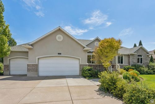 517 Miller Way, Farmington, UT, 84025-4504 | Card Image