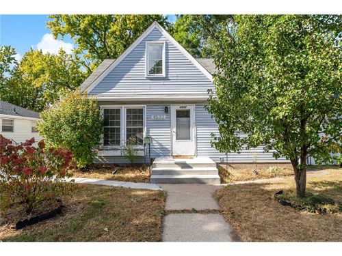 4532 2nd Street, Fridley, MN, 55421 | Card Image