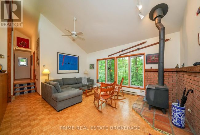 9919 Pinery Lane, House other with 5 bedrooms, 3 bathrooms and 6 parking in Grand Bend ON | Image 7
