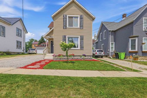 206 4th St, Beaver Dam, WI, 53916-1662 | Card Image