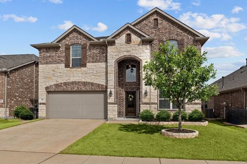 910 Black Hawk Dr, Princeton, TX, 75407-9139 | Card Image