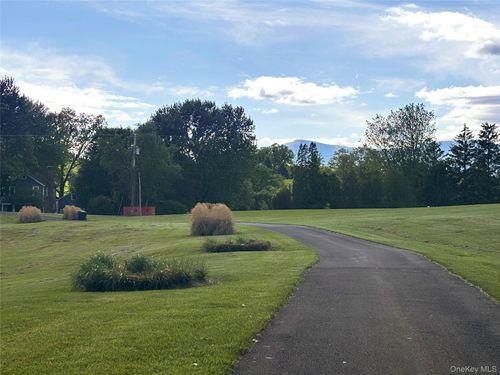 204 Moore Rd, Germantown, NY, 12526-6032 | Card Image