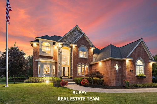 162 Meadows Dr, Norton Shores, MI, 49444-7787 | Card Image