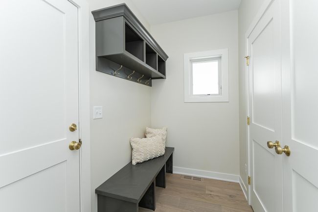 Mud Room.jpg | Image 21