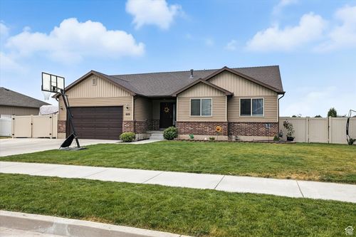 609 N 130 E, Smithfield, UT, 84335-6748 | Card Image