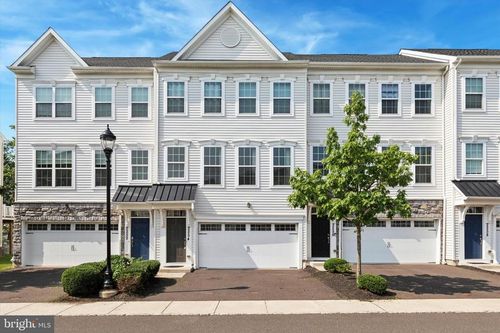 2254 Matts Way, WARRINGTON, PA, 18976-3046 | Card Image