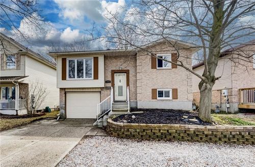 414 Woods Lane, Cambridge, ON, N3H5J4 | Card Image