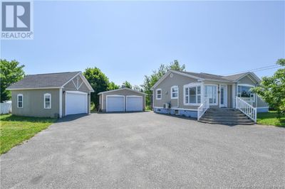 164 1 St St, House other with 3 bedrooms, 1 bathrooms and null parking in Shippagan NB | Image 1