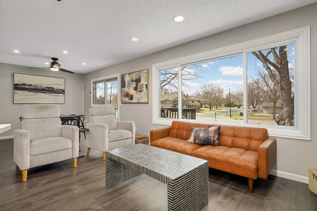 upper living area | Image 8