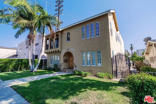 b-1056 Winchester Ave, Glendale, CA, 91201-3643 | Card Image