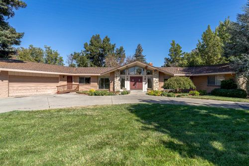 754 Fordham Pl, Woodland, CA, 95695-6838 | Card Image