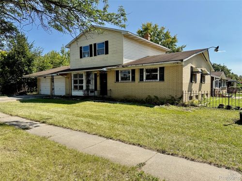 1015 W Carpenter Rd, Flint, MI, 48505-1039 | Card Image