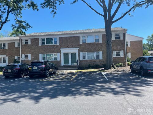 apt-3b-182 Evergreen Rd, Edison, NJ, 08837-2446 | Card Image