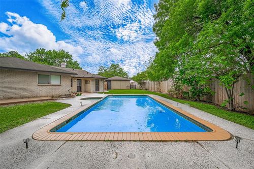 13506 Sherwood St, Sugar Land, TX, 77498-2740 | Card Image