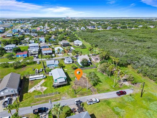 225 Riverdale Dr, Corpus Christi, TX, 78418-3035 | Card Image
