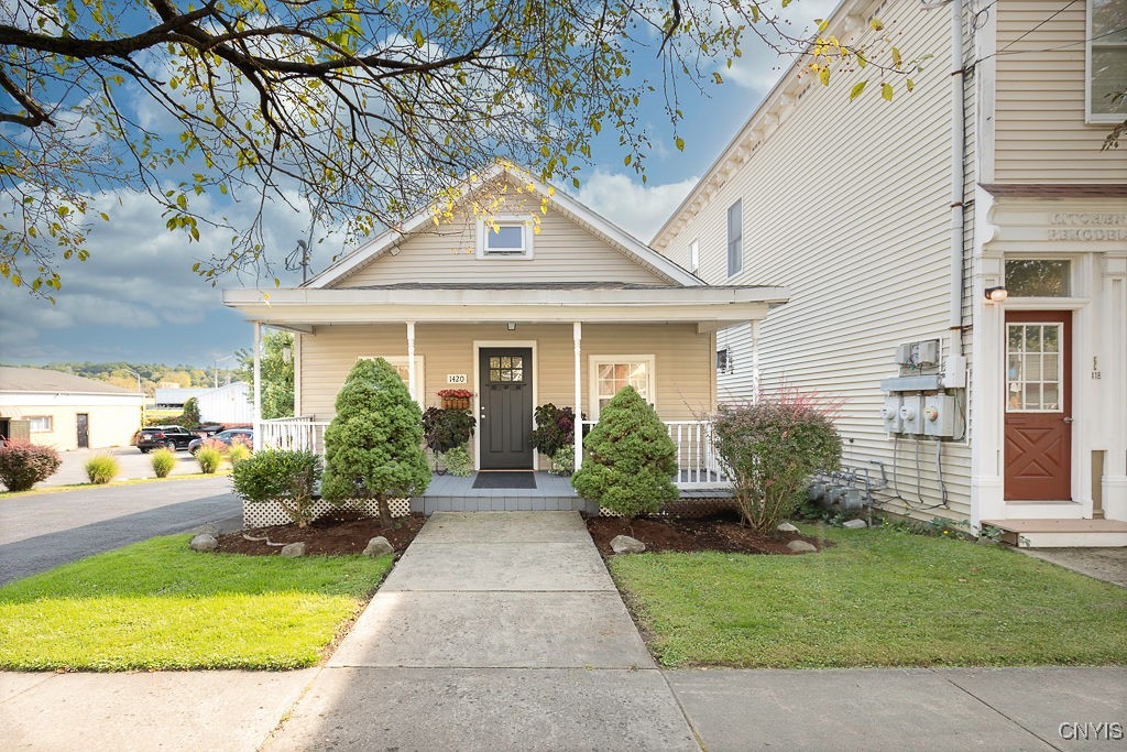 Burnet Ave, Syracuse, NY 13206