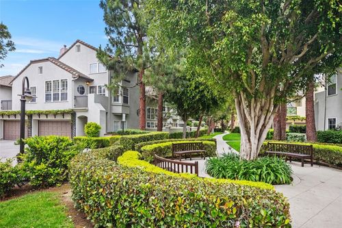 38 Auvergne, Newport Coast, CA, 92657-1026 | Card Image