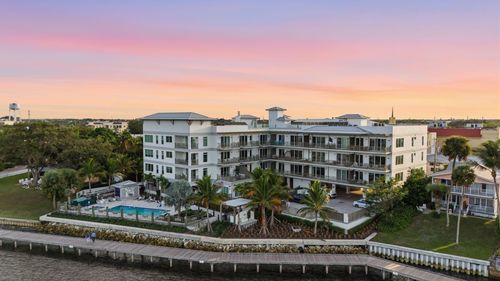 204-41 Sw Seminole St, Stuart, FL, 34994-2177 | Card Image