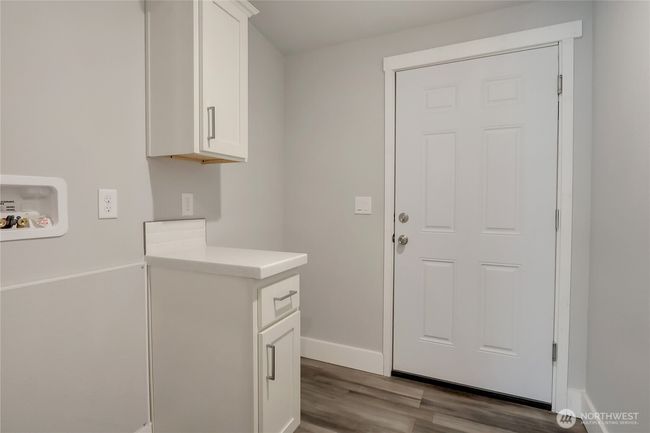 **Photos of another home but the same | Image 17