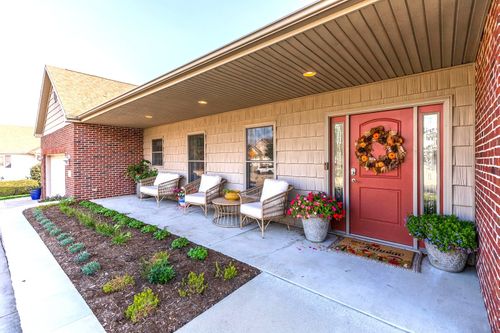 36 Lone Oak Ct, Bloomington, IL, 61705-9589 | Card Image