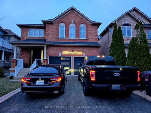 18 Fallstar Crescent, Brampton, ON, L7A2J5 | Card Image