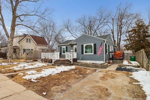 706 N Howard St, Indianola, IA, 50125-1830 | Card Image