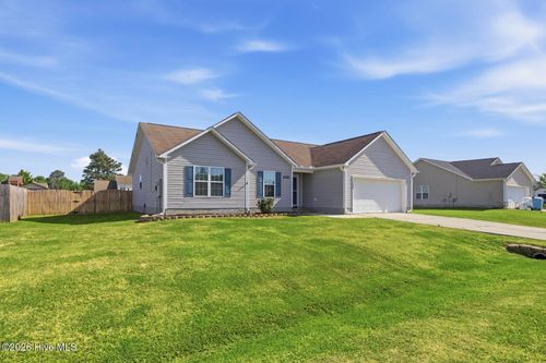 202 High Meadow Ct, Richlands, NC, 28574-8397 | Card Image