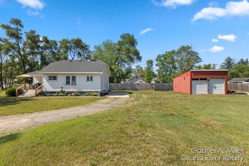 874 Grace Ave, Muskegon, MI, 49442-5820 | Card Image