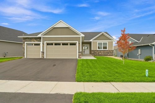 1727 Spruce St, Farmington, MN, 55024-1817 | Card Image