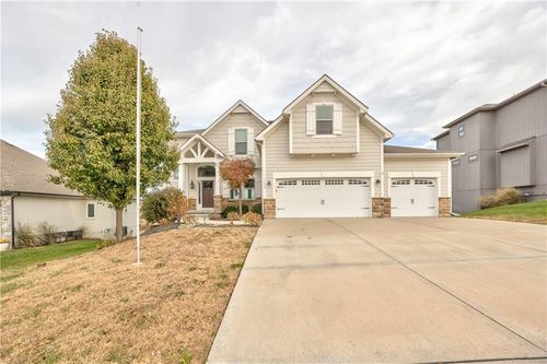 17830 Nw 130th Pl, Platte City, MO, 64079-4510 | Card Image